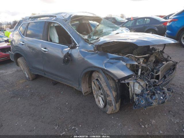  Salvage Nissan Rogue