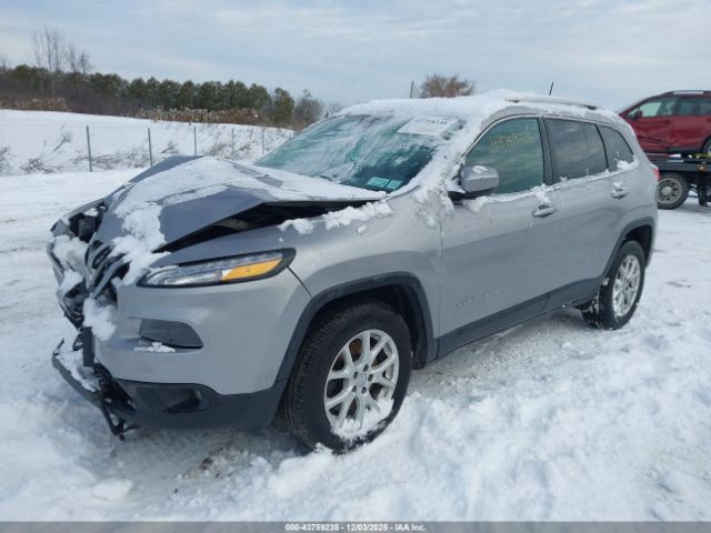 Jeep Cherokee Latitude Plus 4x4 Image 17