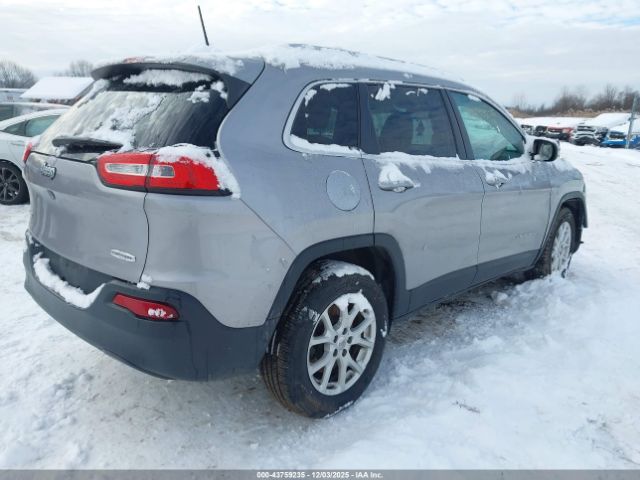 Jeep Cherokee Latitude Plus 4x4 Image 3