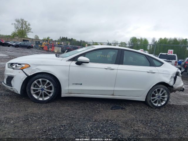 Ford Fusion Se Image 15