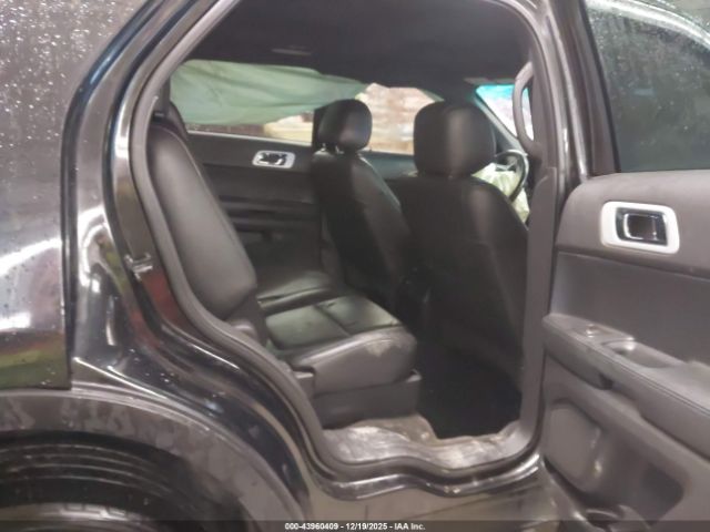 Ford Explorer Xlt Image 15