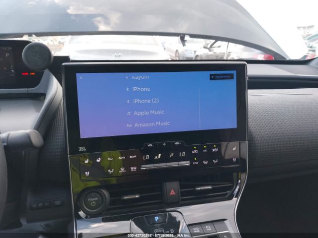 Toyota bZ4X Limited Image 18