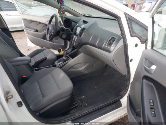 Kia Forte Lx Image 4