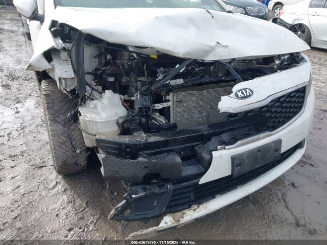 Kia Forte Lx Image 12