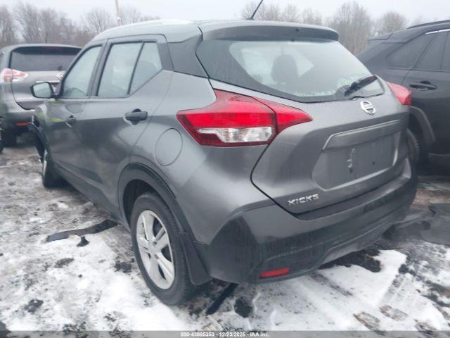 Nissan Kicks S Image 14