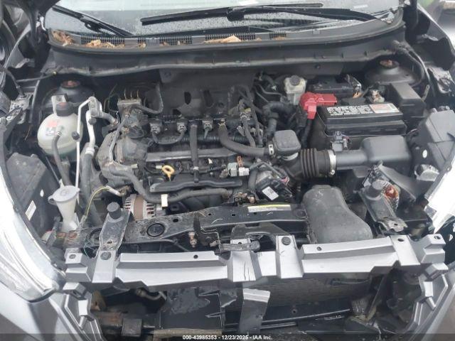 Nissan Kicks S Image 6