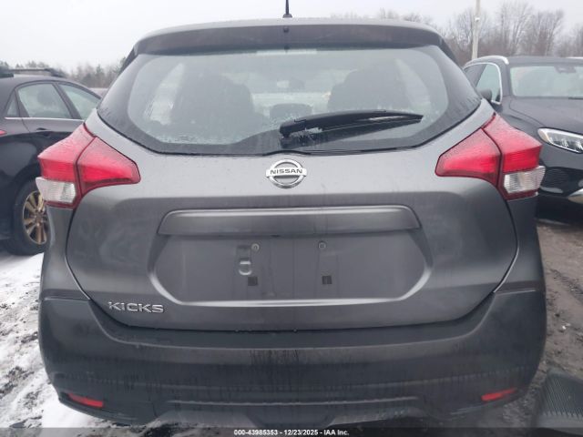 Nissan Kicks S Image 10