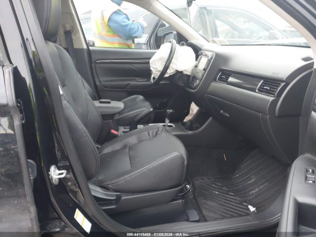 Mitsubishi Outlander Sel Image 3