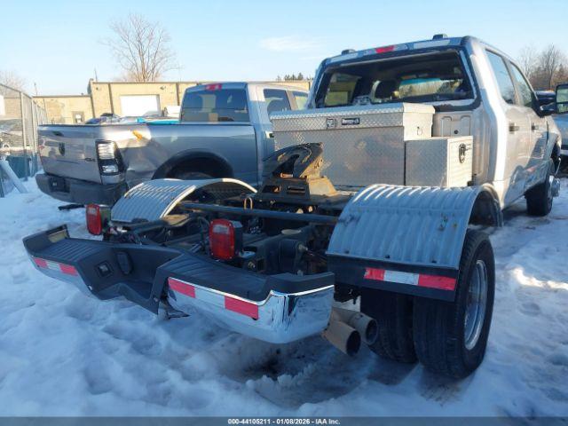 Ford F-350 Xl Image 15