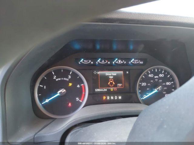 Ford F-350 Xl Image 9