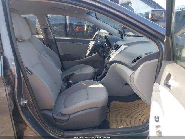 Hyundai ACCENT Gls Image 10