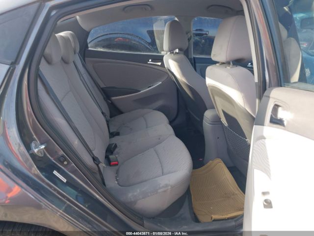 Hyundai ACCENT Gls Image 4