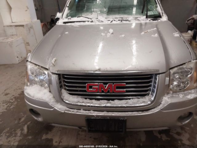 GMC Envoy Slt Image 14