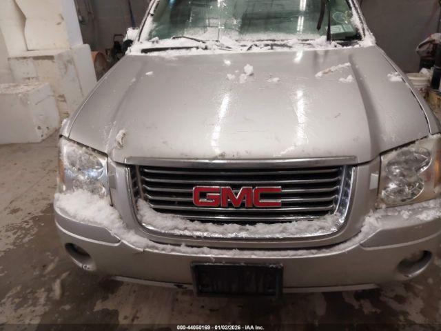 GMC Envoy Slt Image 14
