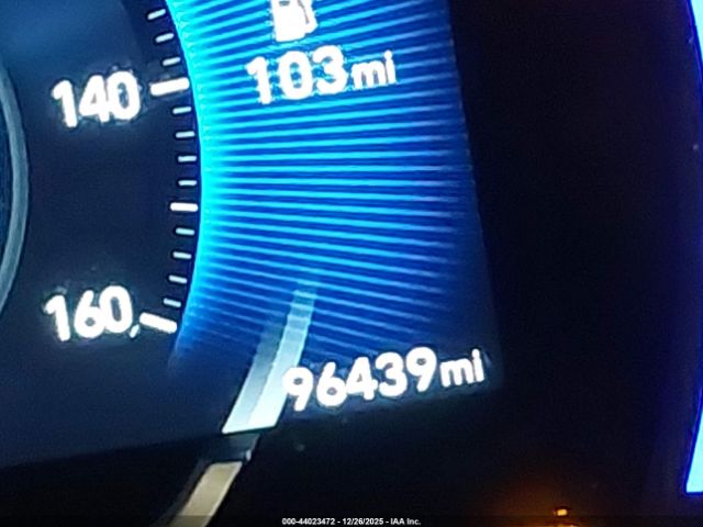 Hyundai SANTA FE Limited 2.0t Image 14