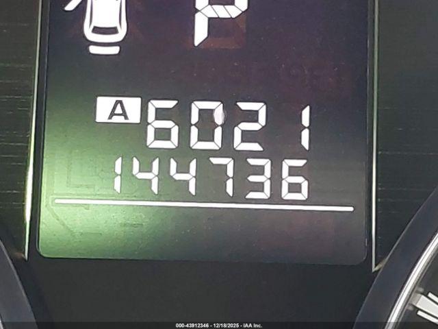 Subaru Outback 2.5i Image 14