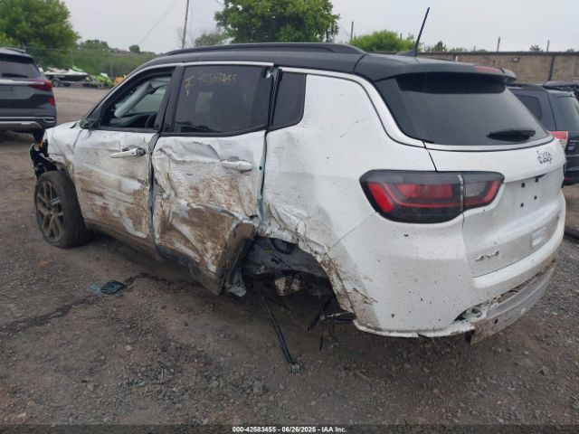 Jeep Compass Limited 4x4 Image 5