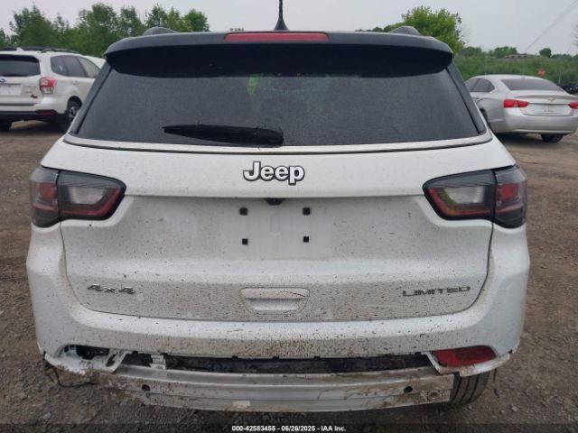 Jeep Compass Limited 4x4 Image 7
