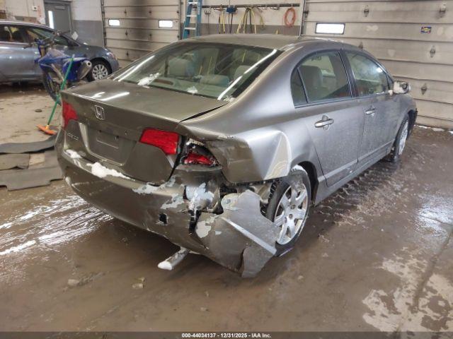 Honda Civic Lx Image 9