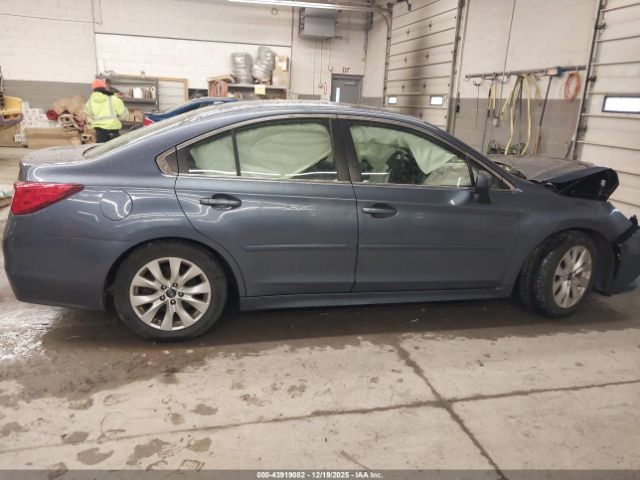 Subaru Legacy 2.5i Premium Image 14